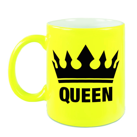 Cadeau Queen mok/ beker fluor neon geel met zwarte bedrukking 300 ml
